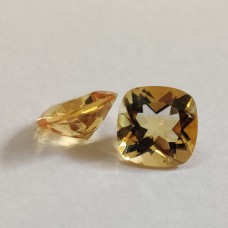 Citrine 10x10mm cushion facet 3.75 cts